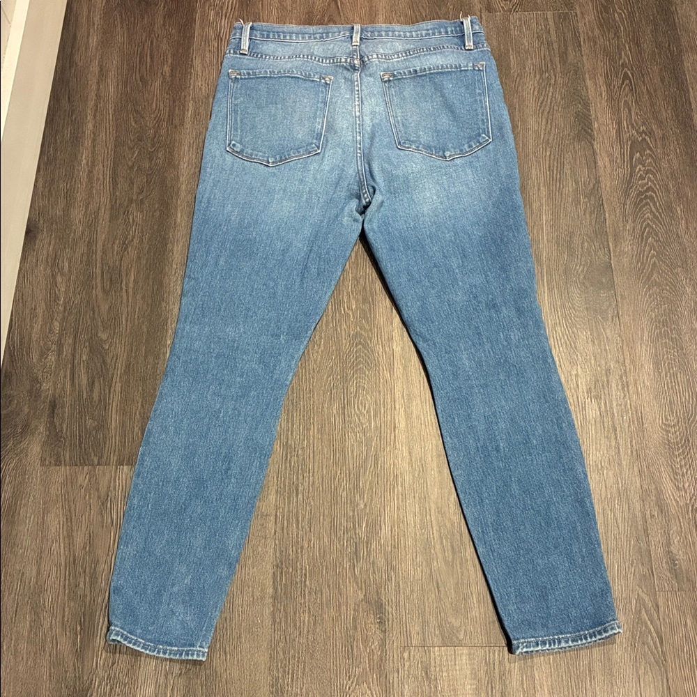 Frame (31) Ali High Rise Cigarette Jeans in Opus - Picture 3 of 9